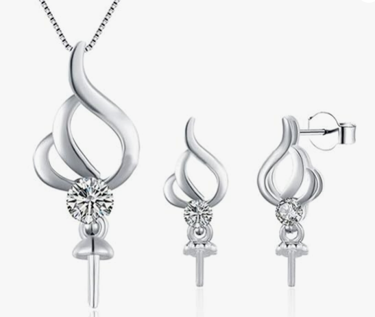 Wing earring and necklace set