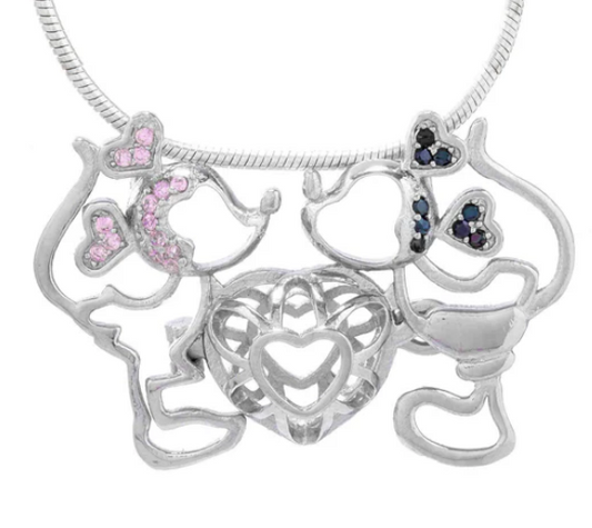 Minnie and Mickey Kiss Cage